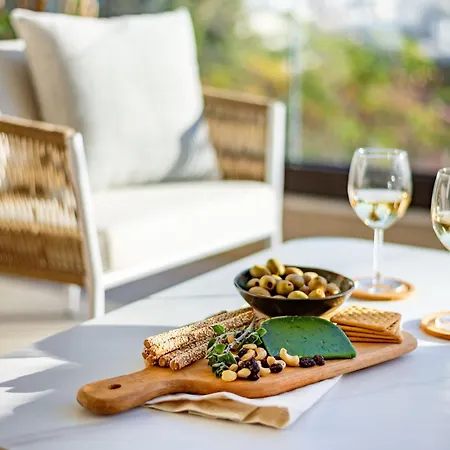 Апартаменты Sanders Solemare By The Sea - Close To Sunny And